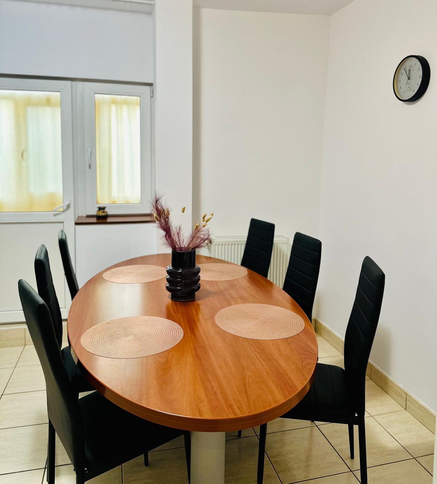 Tranquil Unirii Residence - Elegant & Spacious Living With Parking Steps From Parliament Bükreş Dış mekan fotoğraf